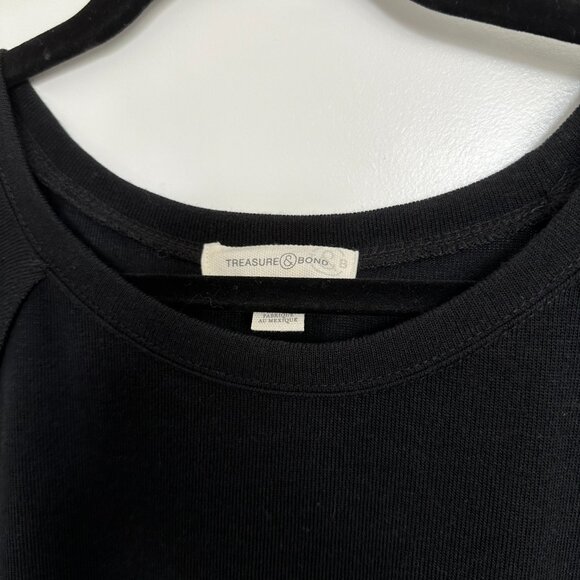 Treasure & Bond Curved Hem Long Sleeve Tee in Black - Picture 3 of 4